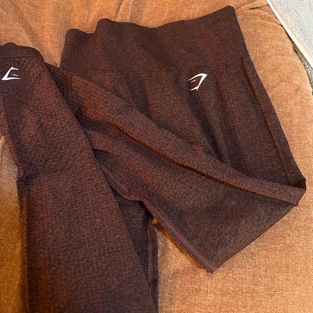gym shark maroon adapt leggings